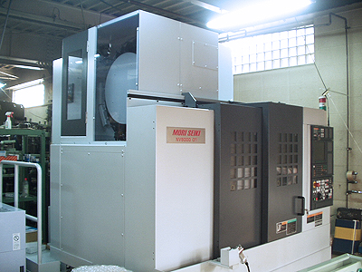 ���^����